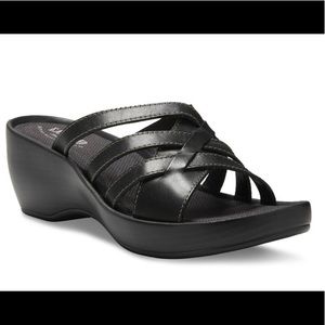 Eastland Poppy Wedge Sandal Black